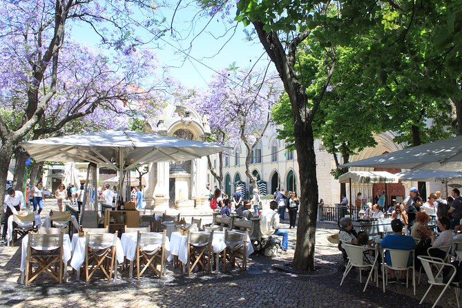 Private City Tour Lisbon Fundamental - Baixa and Rossio: 19th-century Lisbon plus a classic bite