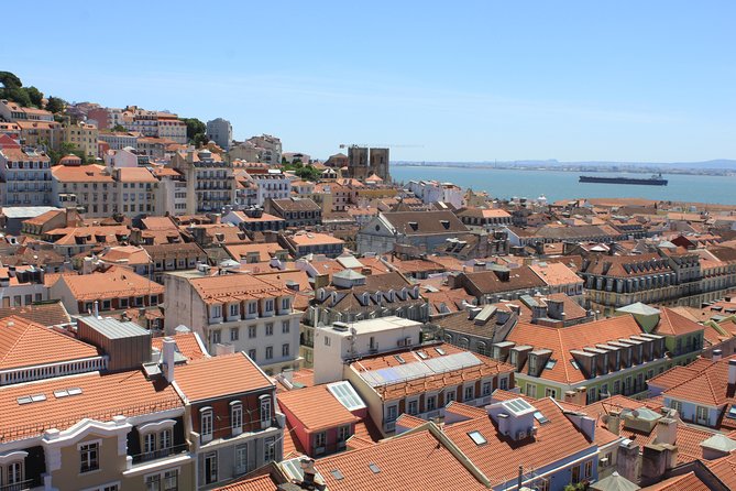 Private City Tour Lisbon Fundamental - Starting at Miradouro de São Pedro de Alcântara