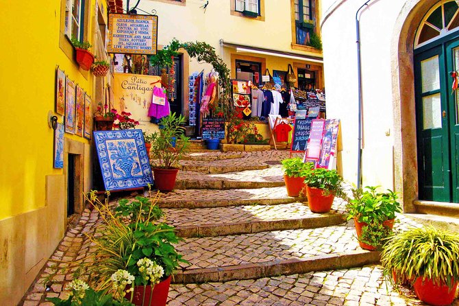 Private day tour Fatima and Sintra from Lisbon - Valinhos Sanctuary: A More Local, Human Pace
