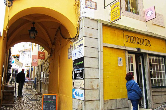 Private day tour Fatima and Sintra from Lisbon - Sintra in a Nutshell: Microclimate, Pastries, and Palace Choice