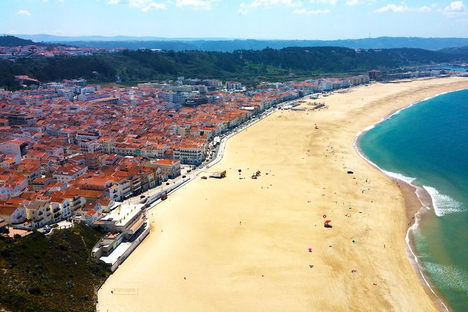 Private day tour Fatima Batalha Nazare Obidos from Lisbon - Stop 4: Óbidos—walled medieval lanes and the ginga de Óbidos finish