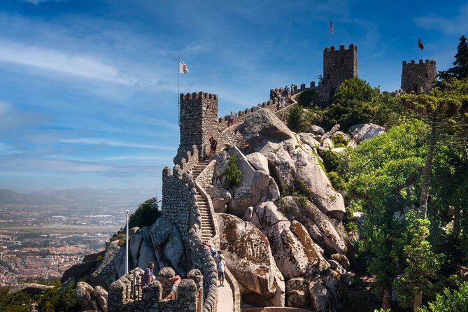 Private Getaway in Sintra - Through the Hills to the Coast - Quinta da Regaleira and the Initiation Well: when Sintra gets a little mysterious