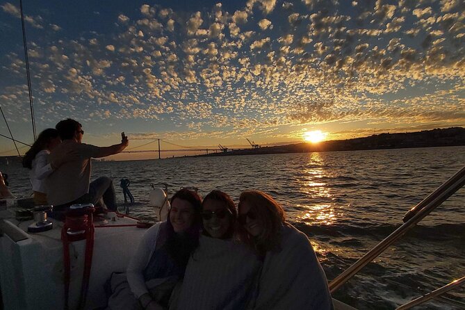 Private Golden Hour Boat Tour - Best Exclusive Sunset Sailing - St. George’s Castle: the hilltop fortress seen the easy way