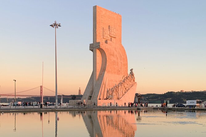 Private guided tour Lisbon highlights and hidden gems - A small-group day with real Lisbon timing