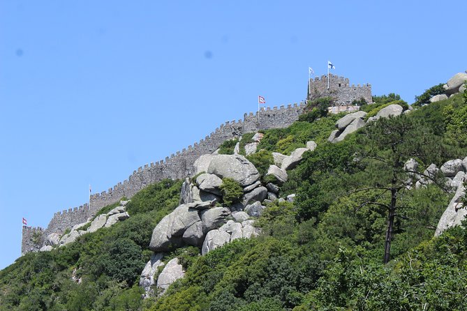 Private Half Day Tour to Sintra and Pena Palace from Lisbon - Centro Historico de Sintra: one hour in the UNESCO village flow