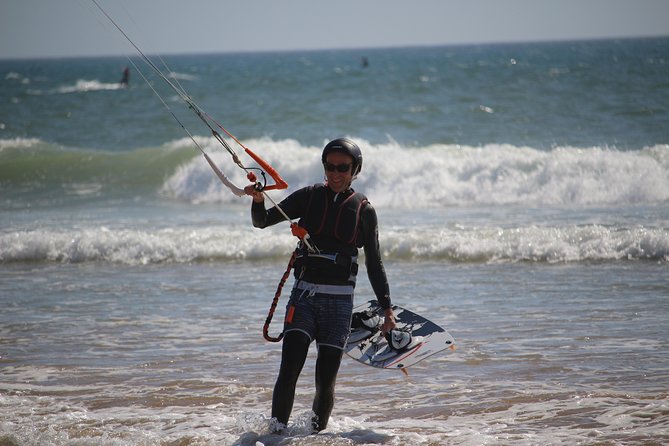 Private Kitesurfing Class - Why Costa da Caparica Works So Well for Kite Lessons