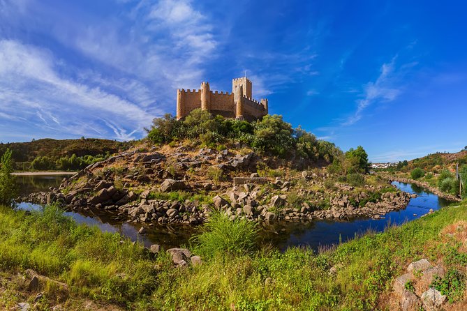 Private Knights Templar Full-Day Tour to Tomar, Almourol Castle and Constância - Almourol Castle on a granite island: what makes it special