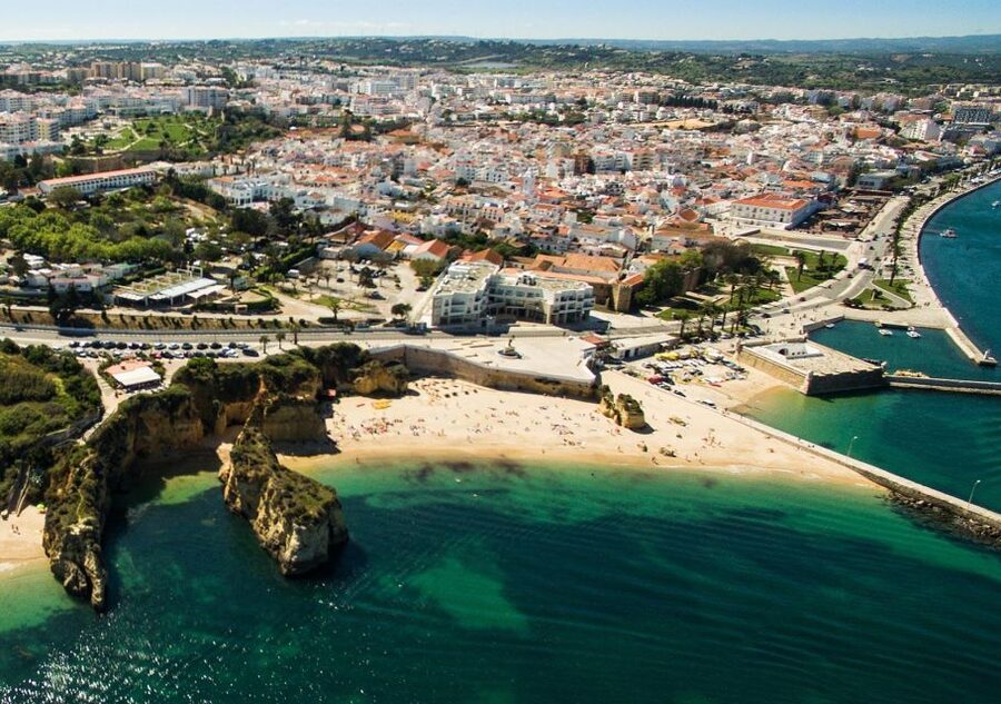 Private Lagos and Benagil Tour from Lisbon - Lagos in about an hour: what you can realistically do