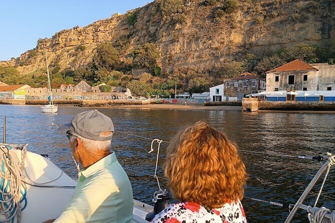 Private Lisbon Sailboat Tour with Welcome Drink - Your welcome drink (and the snack question)