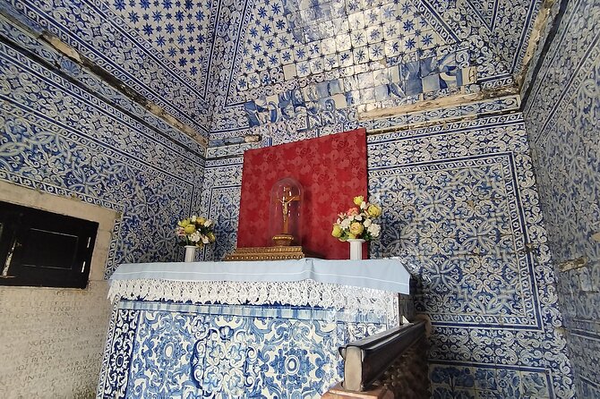 Private Lisbon to Fátima, Nazaré & Óbidos Tour – Spirit & Charm - Nazaré: coastal views, surf culture, and real Portuguese seaside life