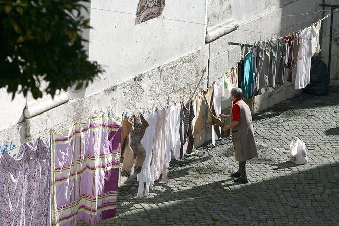 Private Lisbon Walking Tour - What to expect on the ground (timing, meeting point, pacing)