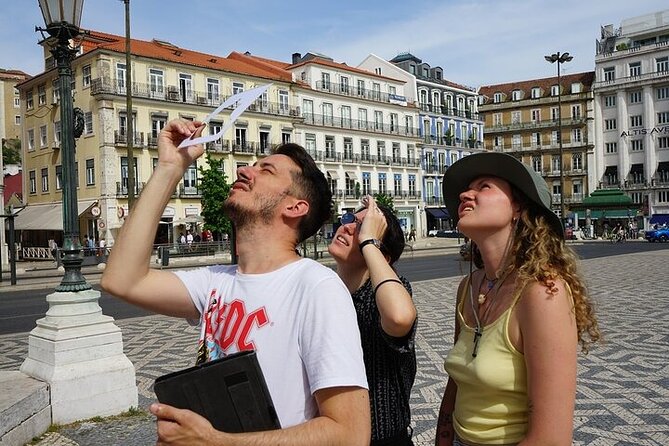 Private Outdoor Escape Game in Lisbon - Entering a Lisbon story about a hidden first AI server
