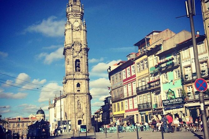 Private Porto from Lisbon with Portuguese lunch and Porto wine tasting - Stopping for major monuments: Stock Exchange Palace and cathedral area