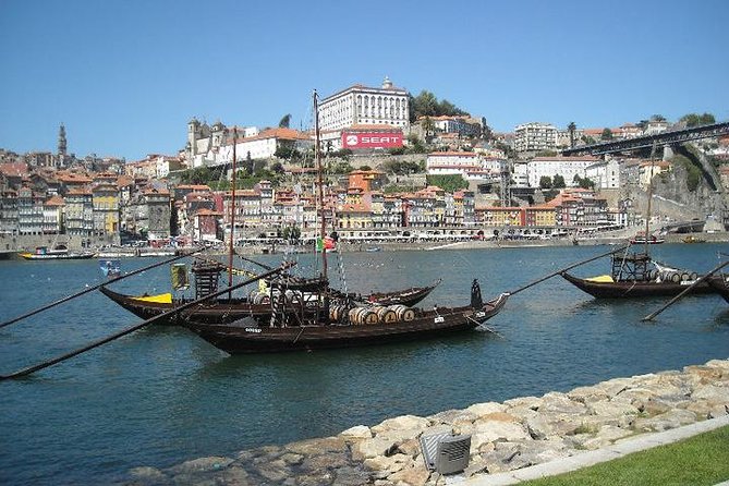 Private Porto from Lisbon with Portuguese lunch and Porto wine tasting - Port wine cellars and tasting: what you should expect to learn