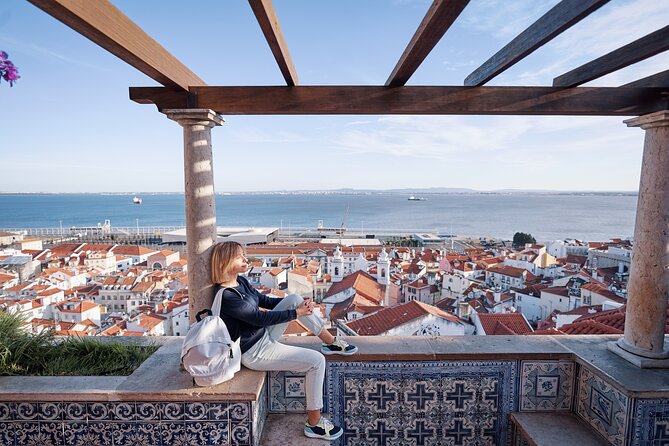 Private Professional Photoshoot at Alfama, Lisbon - Key highlights at a glance