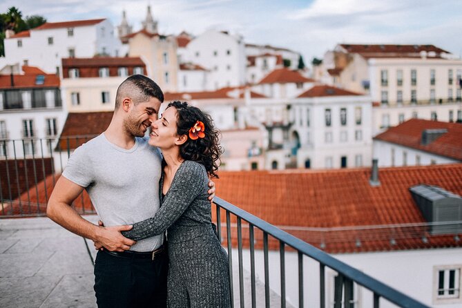 Private Professional Photoshoot at Alfama, Lisbon - A 30-minute Lisbon photo set in Alfama: why it works