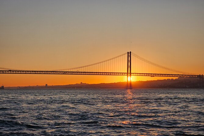 Private Relaxing Sunset Tour along the Tagus River - The first stretch: Seeing Belém and the Tower from the water