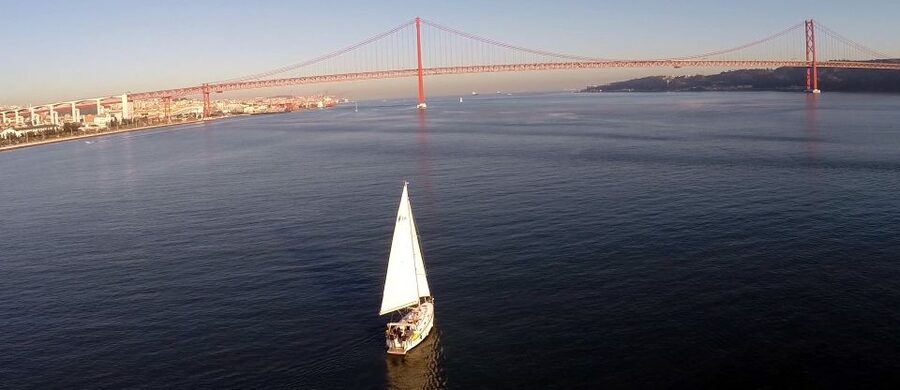 Private Romantic cruise with sparkling wine- 2-Hour- Lisbon - Top Reasons You’ll Remember This Tagus River Cruise