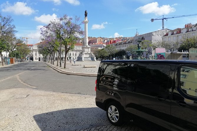 Private Round-Trip Transfer – Lisbon Airport & City Center - Who should book this private transfer in Lisbon