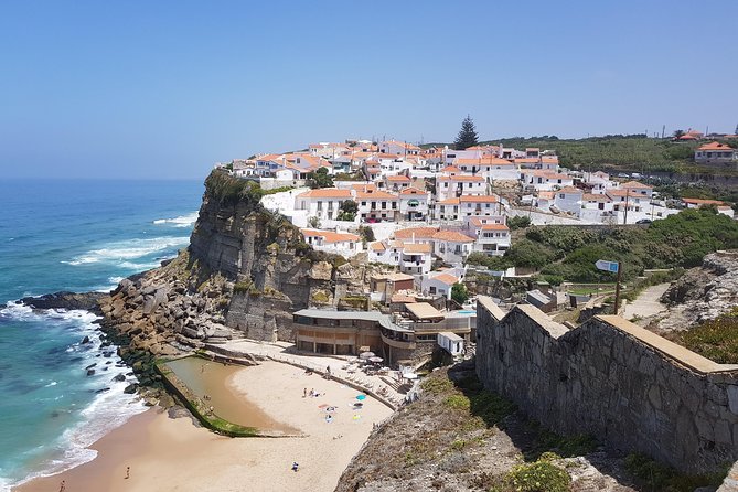 Private Sintra Tour from Lisbon with Cellar Visit and Wine Tasting - Cascais and the Gincho sand-dune moment on the way back