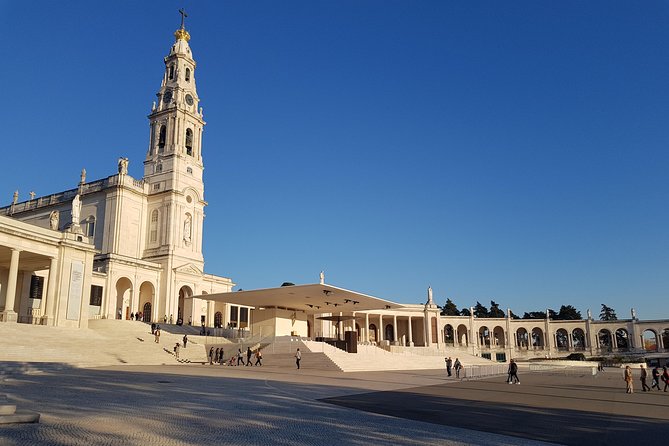 Private Small Groups Tour Fátima Full Day - Price and Logistics: What $144.35 Buys You