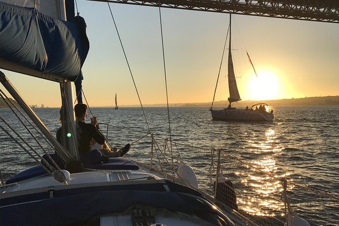 Private Sunset Sailing cruise from Lisbon - The crew and the playlist: turning “sightseeing” into a mood
