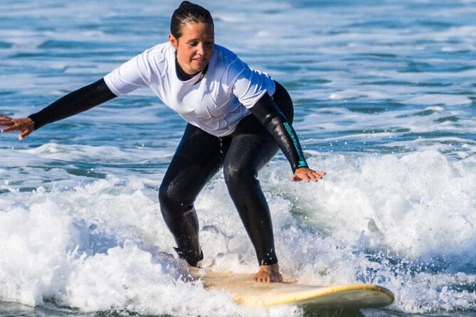 Private Surf Lessons in Costa da Caparica - Who should book this private lesson, and who should pause