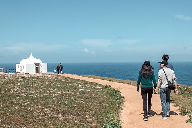 Private Tour: Arrábida Natural Park and Sesimbra Day Trip from Lisbon - Lunch in Sesimbra and St. Margaret’s Cave: Choose Comfort Over Speed