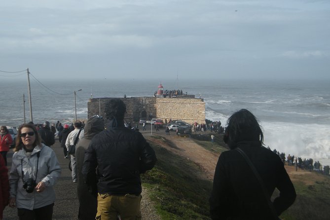 Private Tour by van: Fátima, Nazaré and Óbidos - Óbidos: fortified walls, Gothic façades, ginja, and ceramics