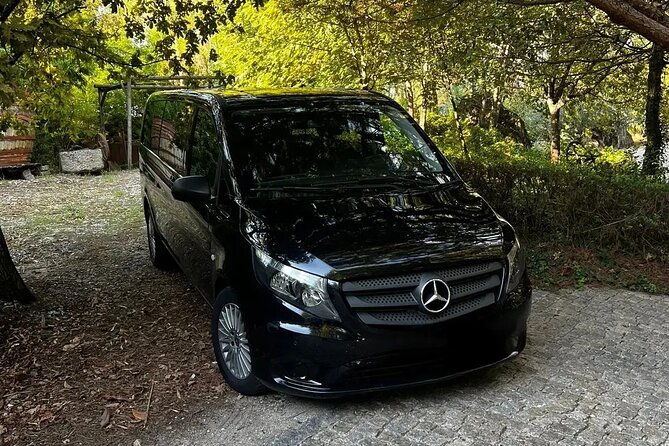 Private tour DE Lisbon to Porto with stops in cities - How the optional stops work: Fatima, Aveiro, Coimbra, Nazaré, Óbidos