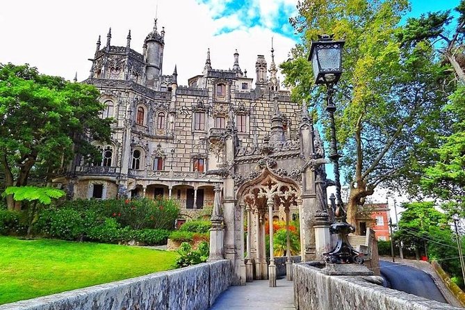 Private Tour: Discover the best of Sintra in 1 day avoiding queues - Sintra Town Stop: One Hour to Get Oriented