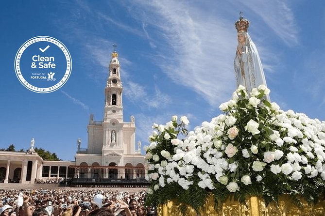 Private Tour Fatima-Batalha-Nazaré-Óbidos from Lisbon full day - Fátima Sanctuary: Basilica, Chapel, and the sheer size of the place