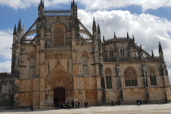 Private Tour Fátima - Batalha - Nazaré - Óbidos Full Day - Key highlights worth planning for