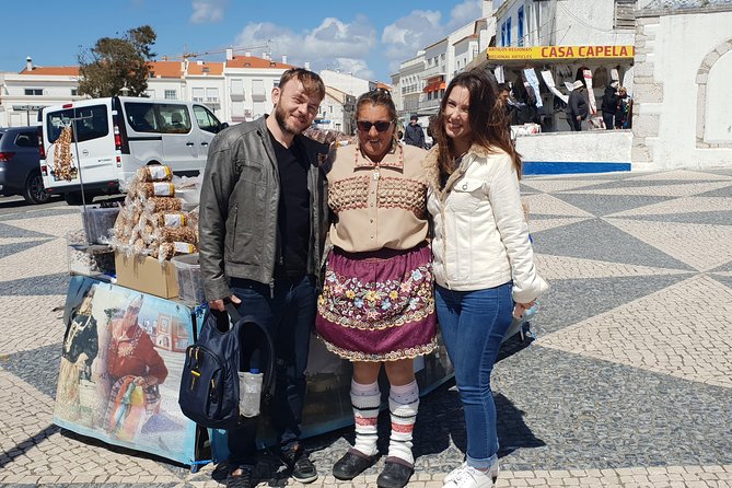 Private Tour Fátima - Batalha - Nazaré - Óbidos Full Day - Óbidos Medieval Streets and the Ginjinha Chocolate Cup
