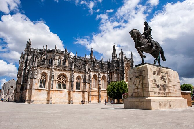 Private Tour Fátima, Nazaré, and Óbidos Day Trip from Lisbon - The ginja liqueur tasting: what to expect and how to use it
