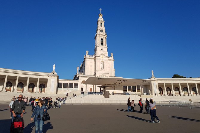 Private Tour Fátima - Nazaré - Batalha - Óbidos - Who should book this tour (and who might not love it)
