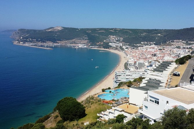 Private tour for 1 to 4 people of Arrábida and its landscapes - A private Setúbal Peninsula day that feels custom, not crowded