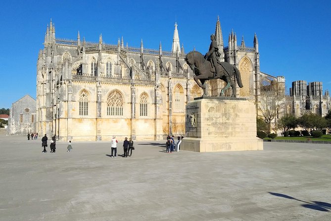 Private tour for 1 to 8 people: Fátima, Batalha, Nazaré and Óbidos - Batalha Monastery: Portuguese Gothic with Manueline influence