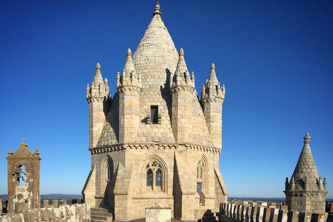 Private Tour from Lisbon to Evora and Monsaraz with Wine Tasting - Price and Logistics: What $332.56 Covers for a 9.5-Hour Day