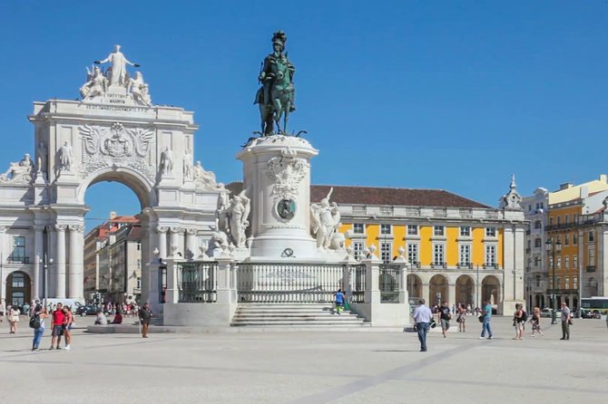 PRIVATE TOUR full day 7 Hills of Lisbon - Belém Tower: Fortress Gateway to the Age of Discoveries