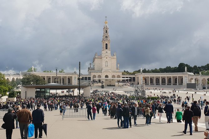 Private Tour Full Day Fátima - Porto - Óbidos - from Lisbon - Fátima First: Calm Time at Portugal’s Most Famous Shrine
