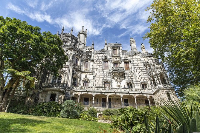 PRIVATE TOUR Full Day to Sintra, Roca Cape and Cascais - How the private route saves your day in Sintra country