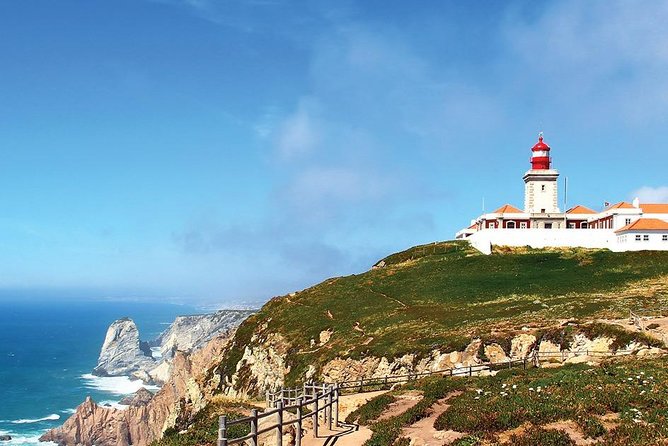 PRIVATE TOUR Full Day to Sintra, Roca Cape and Cascais - Cabo da Roca cliffs: Atlantic views and photo time