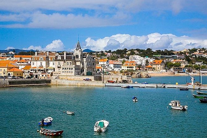 Private tour half day Sintra-Cabo Roca-Cascais-Portuguese Riviera - Sintra National Palace photo stop: how to avoid disappointment