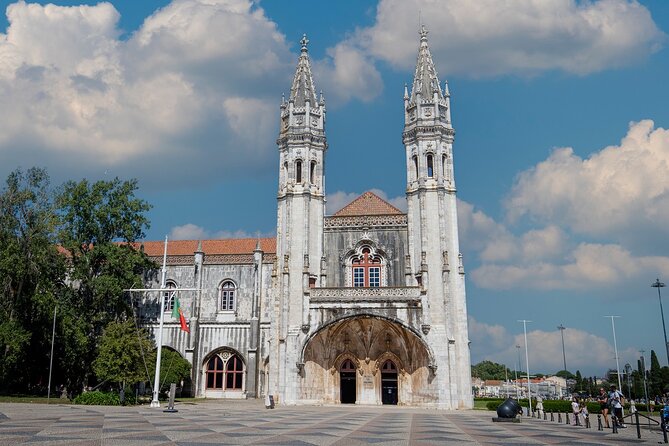 Private Tour of Tuk Tuk in Bethlehem - Jerónimos Monastery area: the stone, the setting, and what to notice