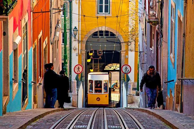 Private tour Portugal 10 days from Lisbon - Pickup and riding comfort: the part you’ll feel every day