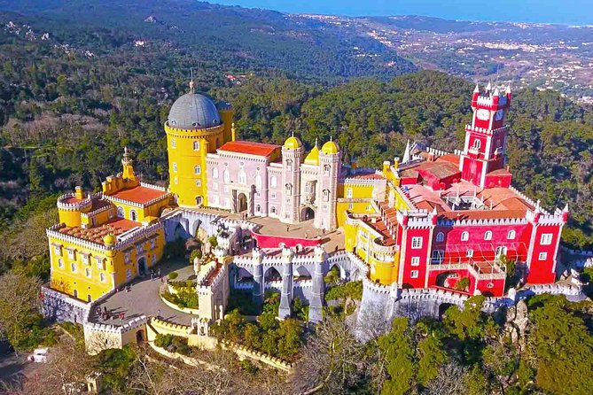 Private tour Portugal 4 days from Lisbon - Day 1 Lisbon landmarks: oceanfront energy, Moorish streets, and Belem classics