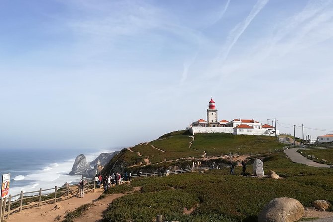 Private Tour Romantic Sintra, Cabo da Roca & Cascais - Moorish Castle viewpoints: great angles without a full climb
