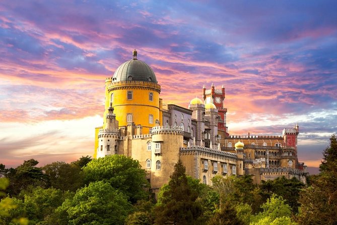 Private Tour: Sintra, Cabo da Roca and Cascais Day Trip from Lisbon - The private-guide value: what you get that buses can’t