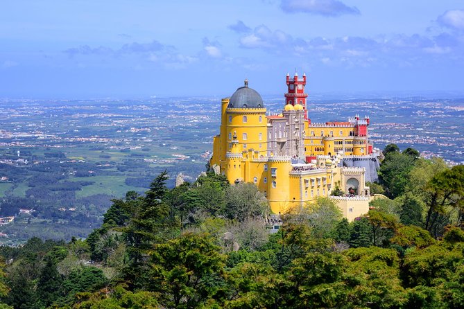 Private Tour Sintra, Cabo da Roca e Cascais - Half Day - Moorish Castle: The 8th-Century-to-Portugal Story in One Viewpoint